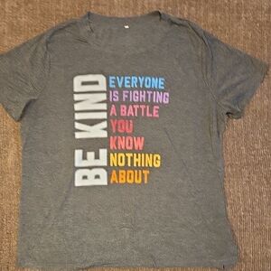 Gray 'Be Kind' T-Shirt